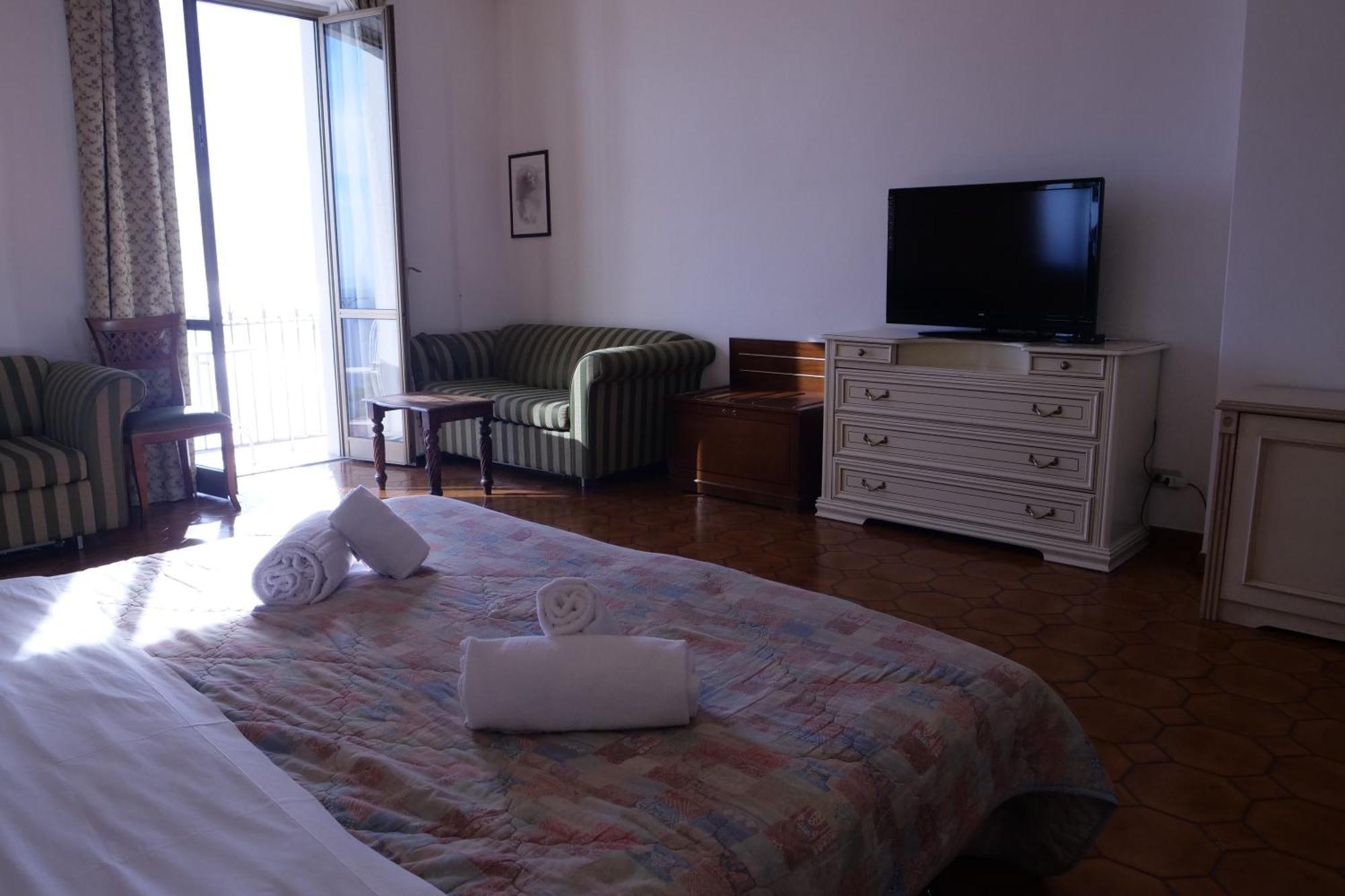 Hotel Elios Tao تاورمينا المظهر الخارجي الصورة