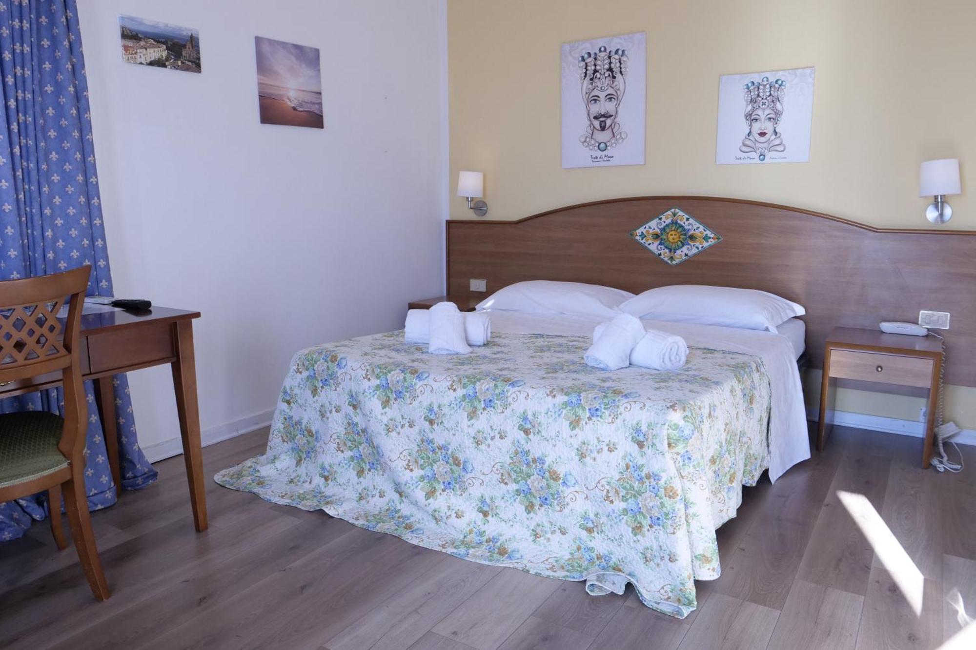 Hotel Elios Tao تاورمينا المظهر الخارجي الصورة