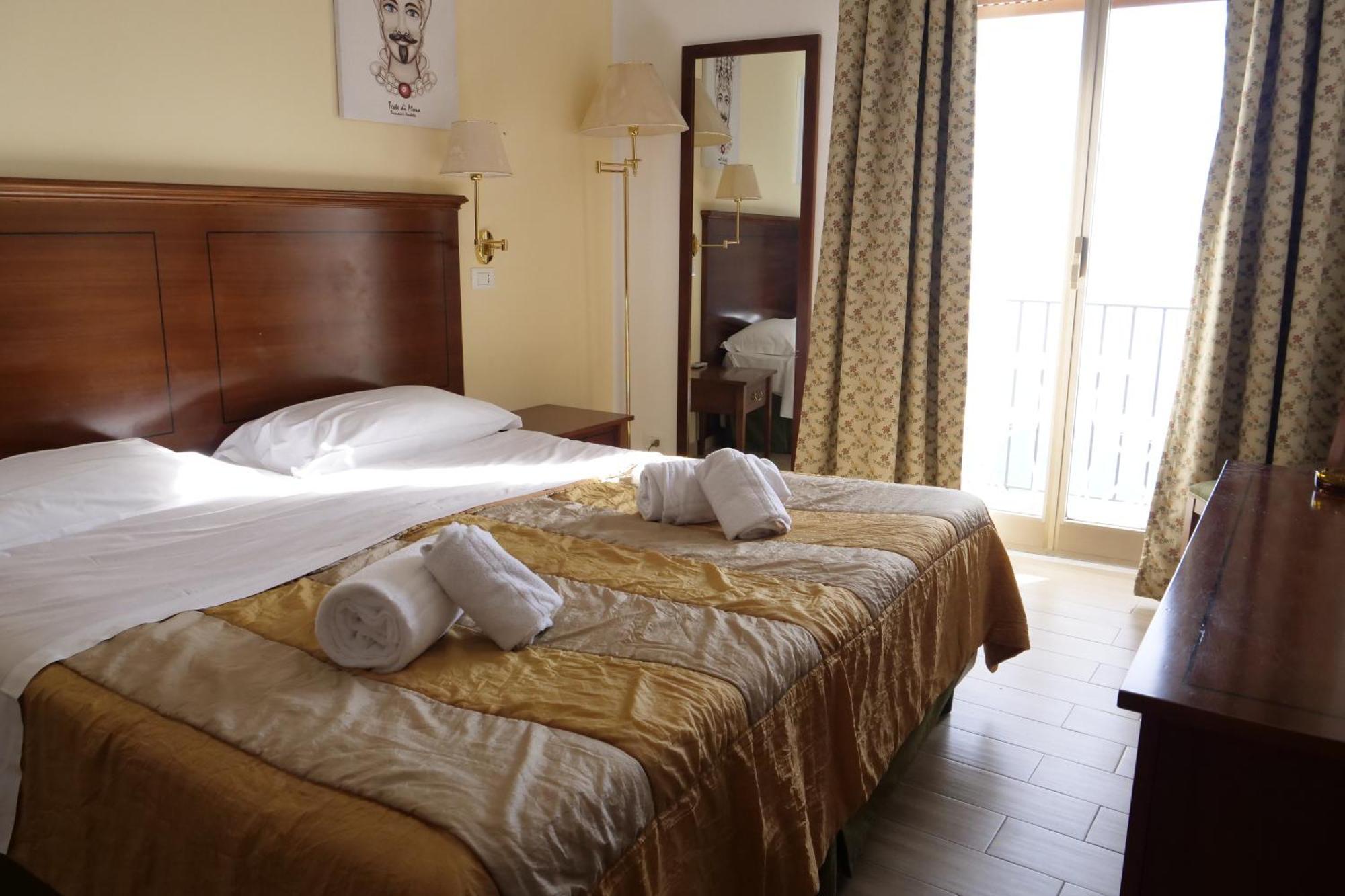 Hotel Elios Tao تاورمينا المظهر الخارجي الصورة