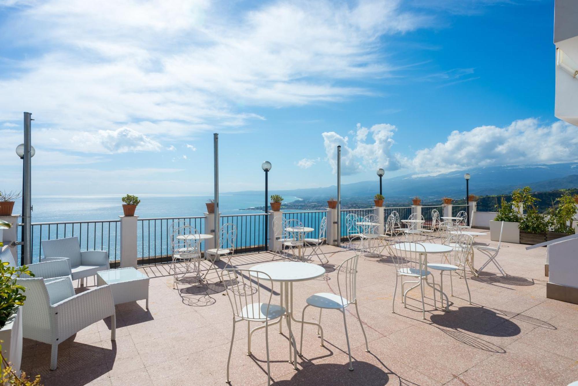Hotel Elios Tao تاورمينا المظهر الخارجي الصورة